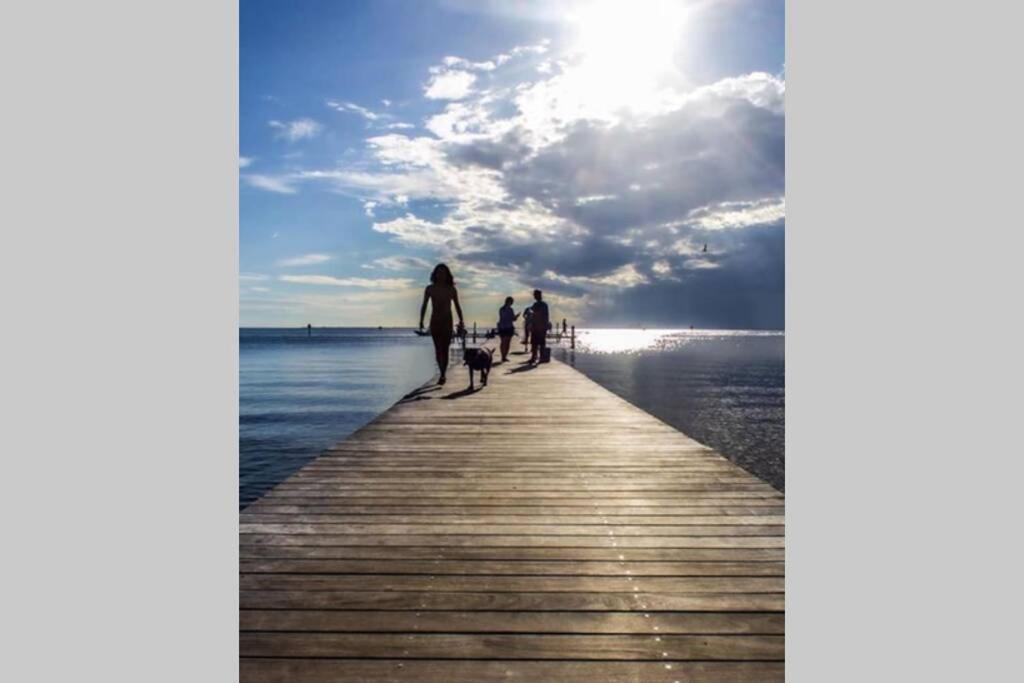 Sea Spray, Studio 114, Beach Steps Away! Pool+Wifi 러스킨 외부 사진